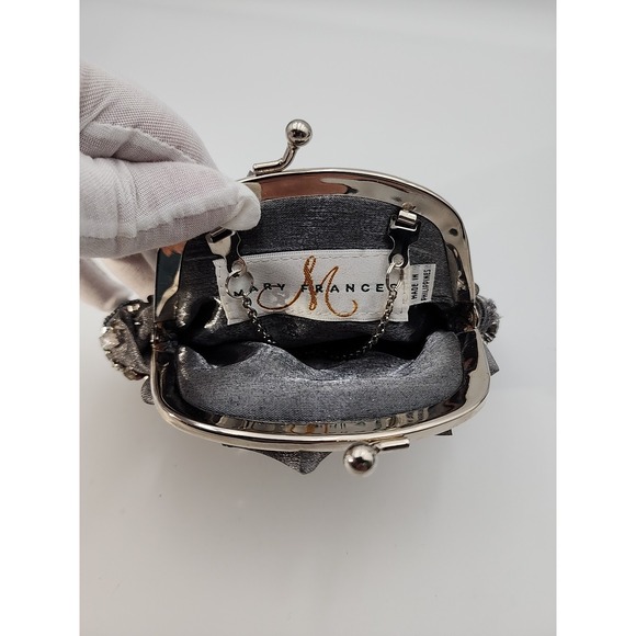 Vintage grey silver Mary Frances rhinestone beaded evening purse - Picture 10 of 11